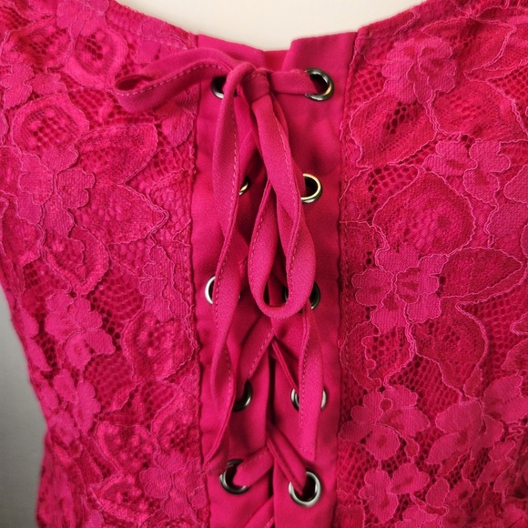 Torrid Red Lace Corset Top Size 1 Coquette Femme Valentine Glam Sexy - Picture 3 of 7